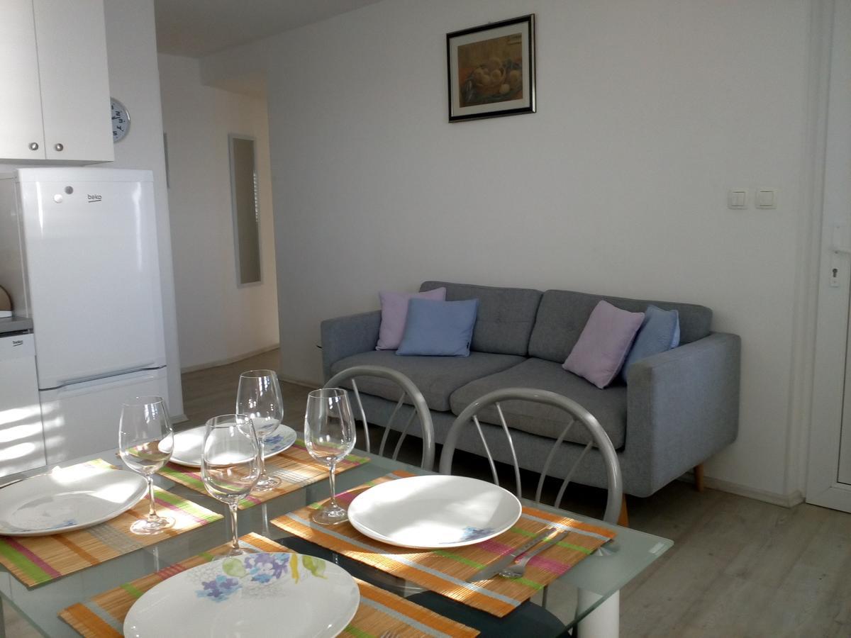 Apartments & Room Paula Стобреч Екстер'єр фото